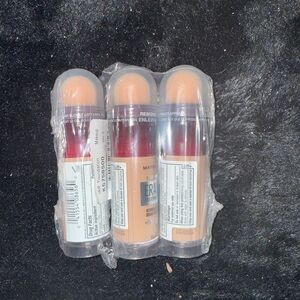 Maybelline Eraser foundation Set